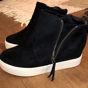 Universal Thread Platform Wedge Sneakers Black 7.5